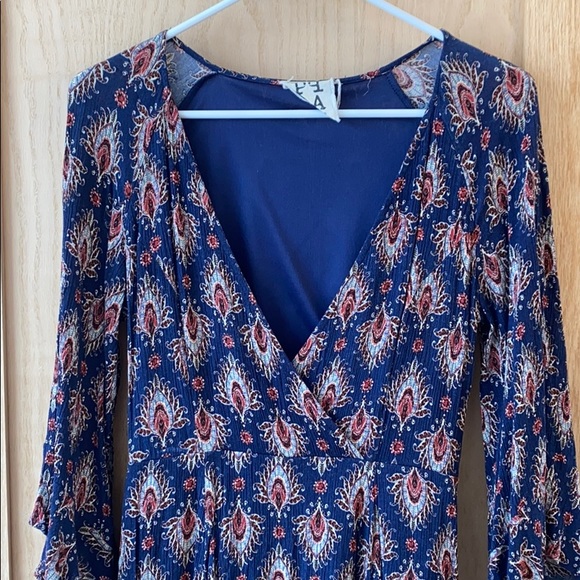 Dress - Picture 4 of 4